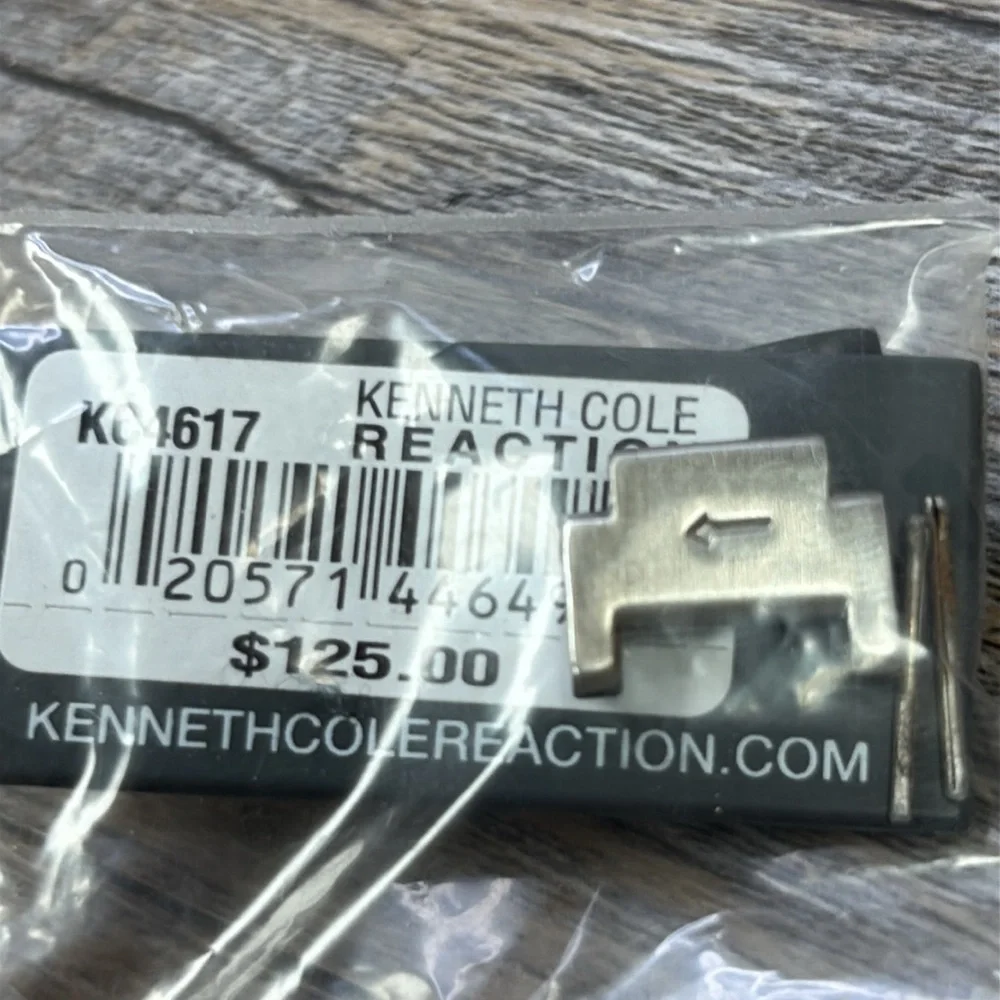 Kenneth Cole Women’s KC4617 Reaction Silver Watch